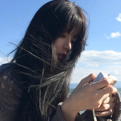 倒挂的爱丽丝